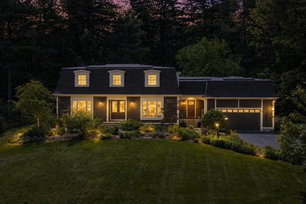 Unit for sale at 430 Page St, Lunenburg, MA 01462