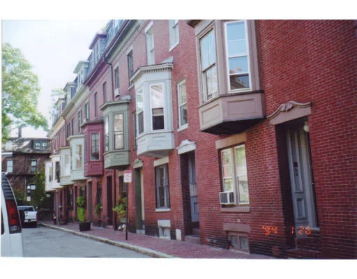 Unit for sale at 15 Dartmouth Pl, Boston, MA 02116