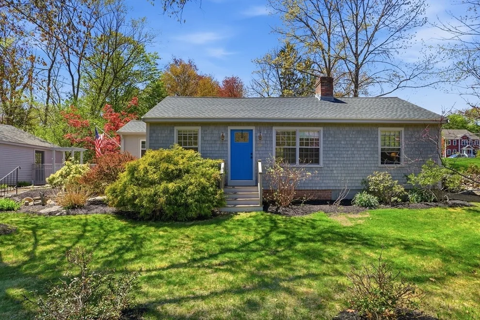 Unit for sale at 20 Concord Dr, Littleton, MA 01460