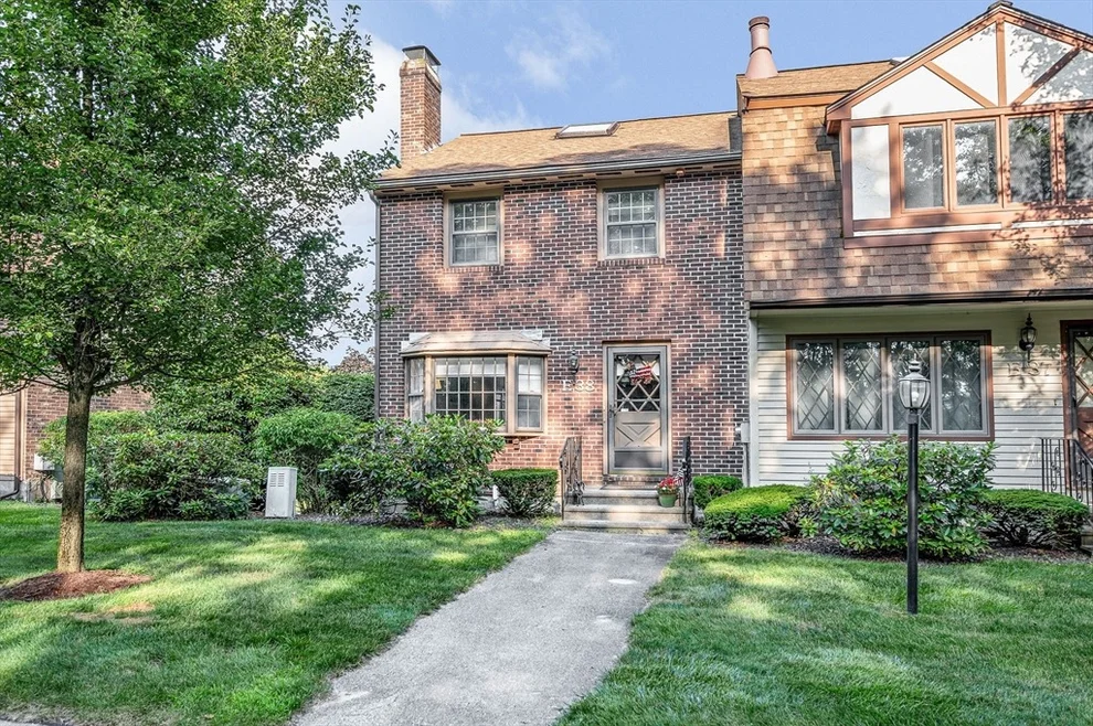 Unit for sale at 38 Scotty Hollow Dr, Chelmsford, MA 01863