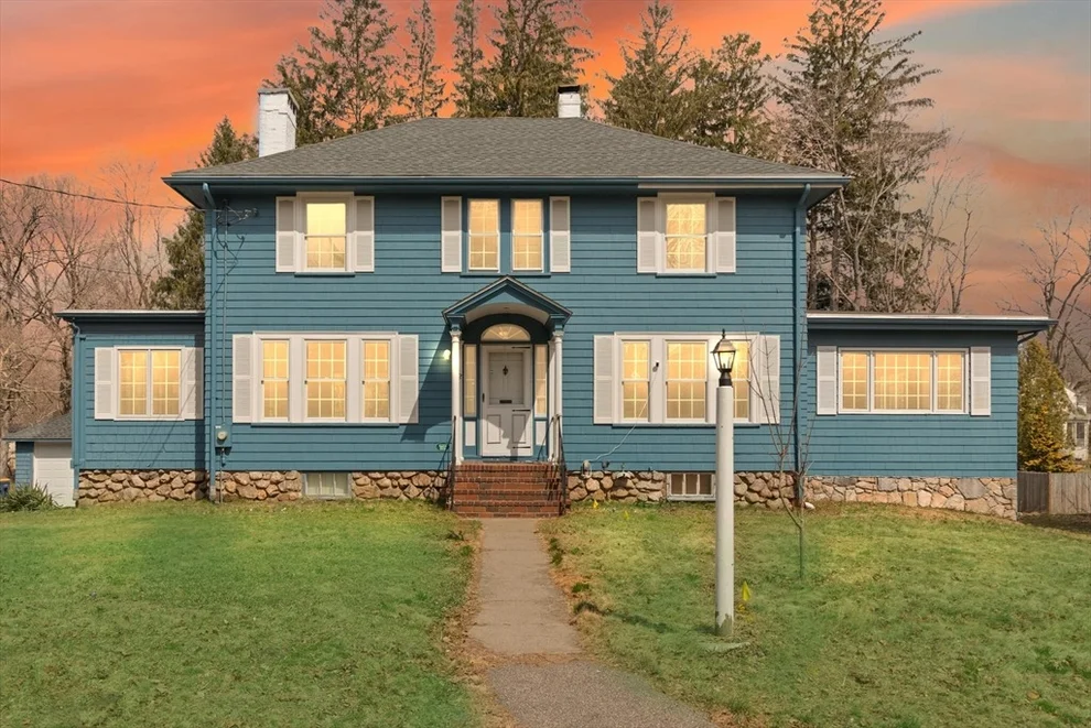Unit for sale at 42 Glendale Rd, Sharon, MA 02067