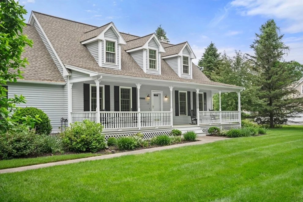 Unit for sale at 137 Summer Street, Medway, MA 02053