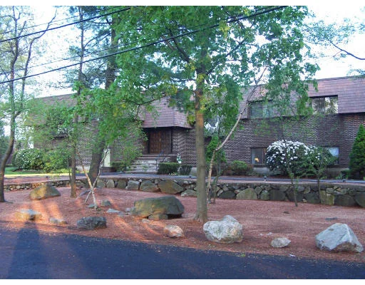 Unit for sale at 135 Forest St, Saugus, MA 01906