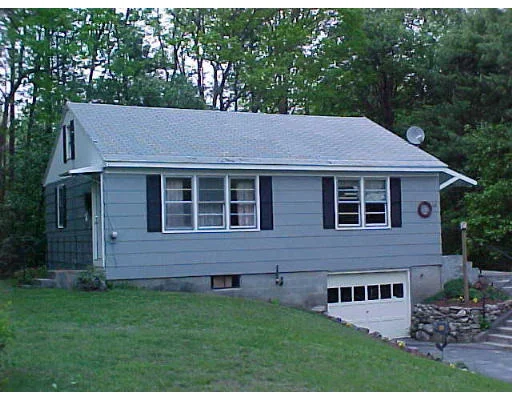 Unit for sale at 168 New West Townsend Road, Lunenburg, MA 01462