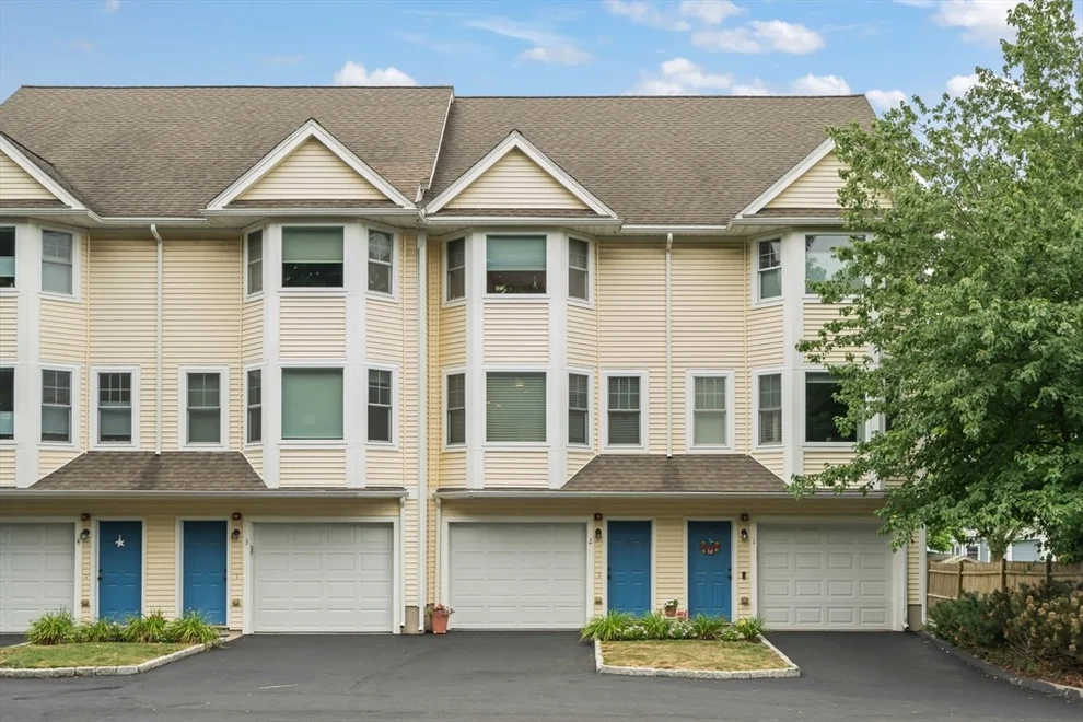 Unit for sale at 14 1/2 Roundy, Beverly, MA 01915