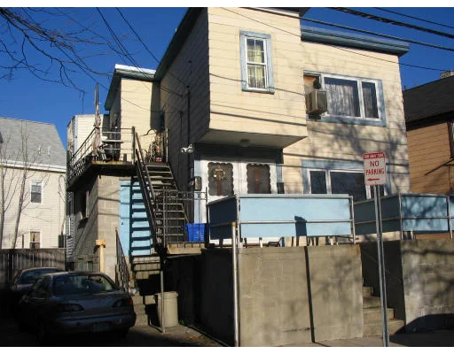 Unit for sale at 43 Market Street, Cambridge, MA 02139
