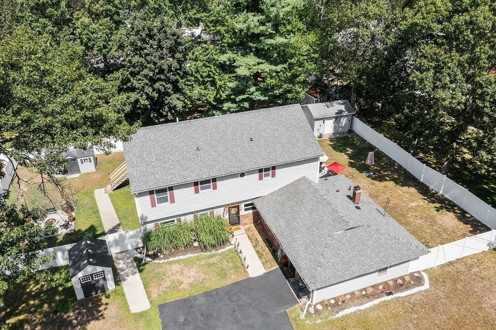 Unit for sale at 1 Naumkeag Rd, Peabody, MA 01960