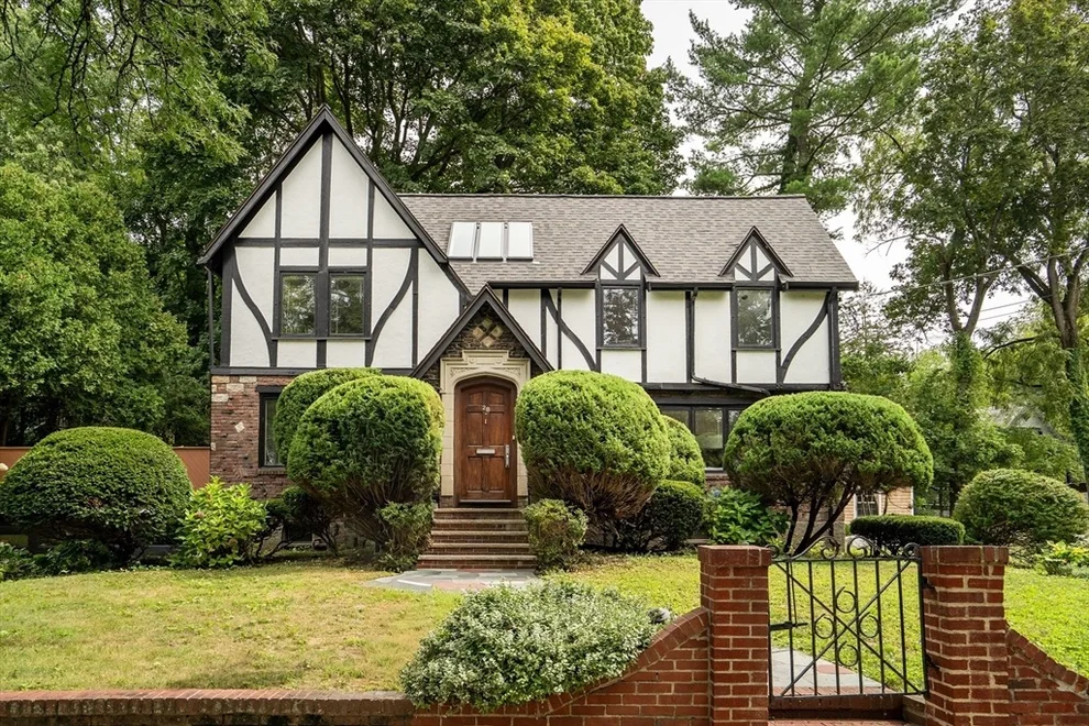 Unit for sale at 28 Laudholm Road, Newton, MA 02458