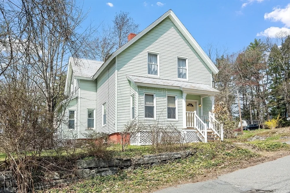 Unit for sale at 141 Mechanic St, Orange, MA 01364