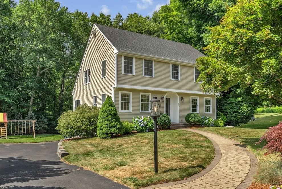 Unit for sale at 59 Trayer Rd, Canton, MA 02021