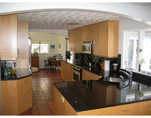 Unit for sale at 7 Oxbow Rd, Natick, MA 01760