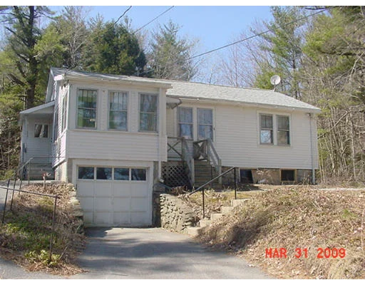Unit for sale at 943 Chase Rd, Lunenburg, MA 01462