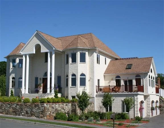 Unit for sale at 2 Long Pond Drive, Saugus, MA 01906