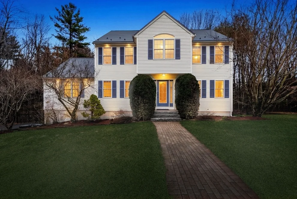 Unit for sale at 25 Stanphyl Rd, Uxbridge, MA 01569