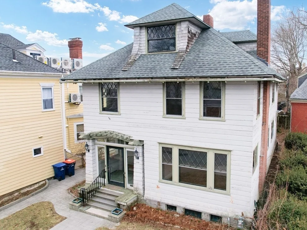 Unit for sale at 258 Walnut St, New Bedford, MA 02740