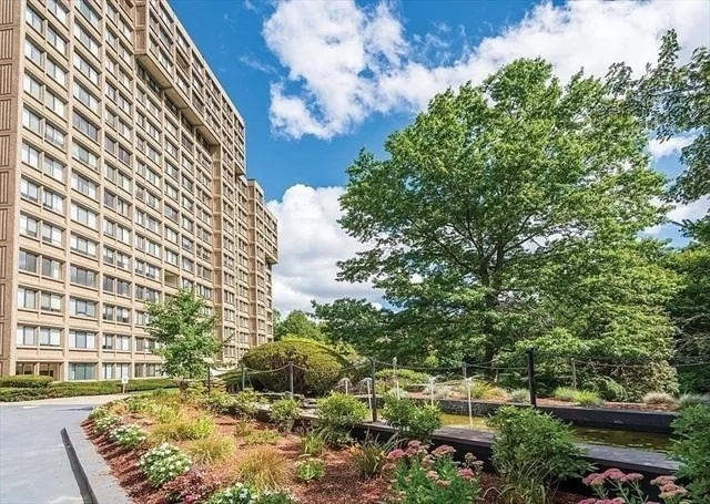 Unit for sale at 250 Hammond Pond Parkway, Newton, MA 02467