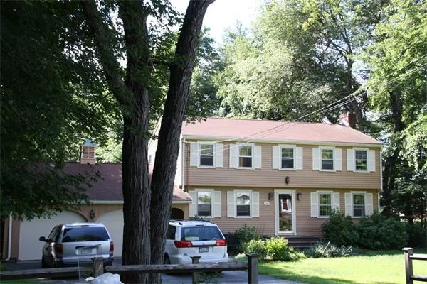 Unit for sale at 75 Postgate Rd., Hamilton, MA 01936
