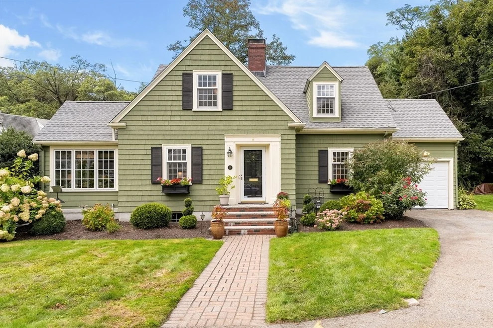 Unit for sale at 18 Morton Rd, Arlington, MA 02476