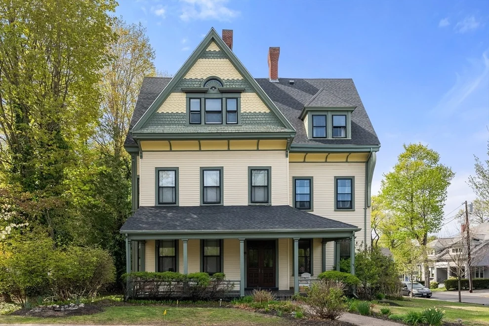 Unit for sale at 49 Grove St, Newton, MA 02466
