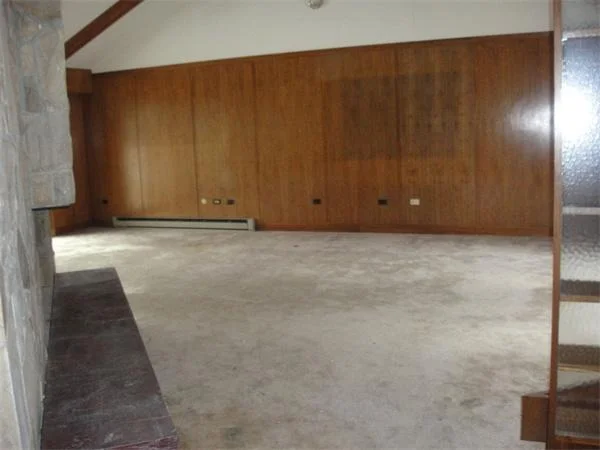 Unit for sale at 275 Prospect St, Shrewsbury, MA 01545