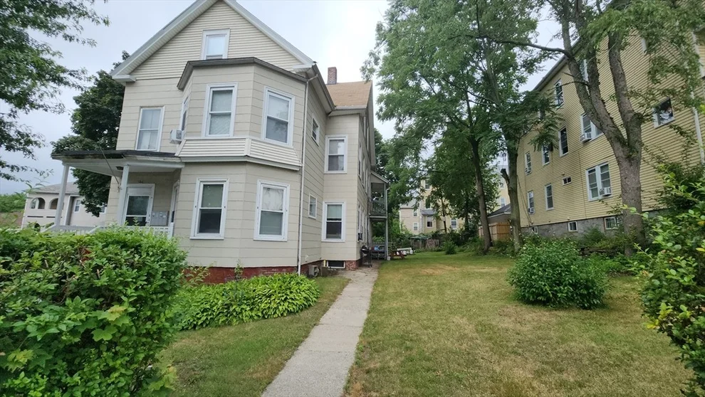 Unit for sale at 184 Vernon St, Worcester, MA 01604