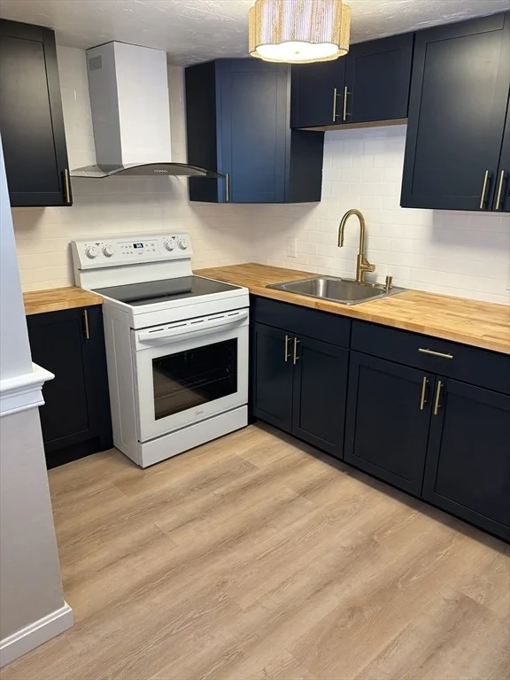 Unit for sale at 2 Tideview, Plymouth, MA 02368