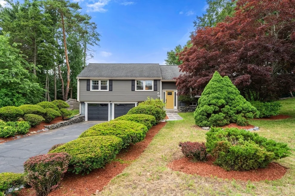 Unit for sale at 8 Birchwood Rd, Hudson, MA 01749