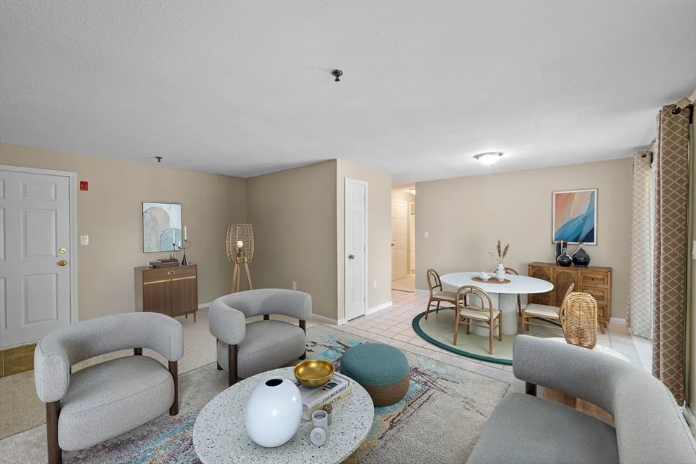 Unit for sale at 68 Lantern Ln, Dracut, MA 01826