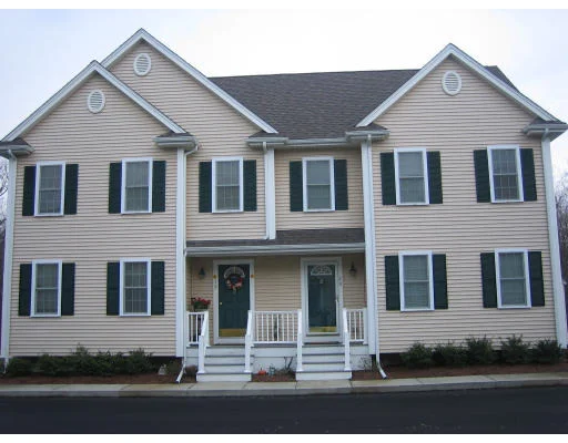 Unit for sale at 172 Dean St, Taunton, MA 02780