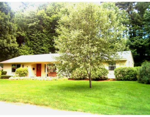 Unit for sale at 8 Nadine Rd, Chelmsford, MA 01824