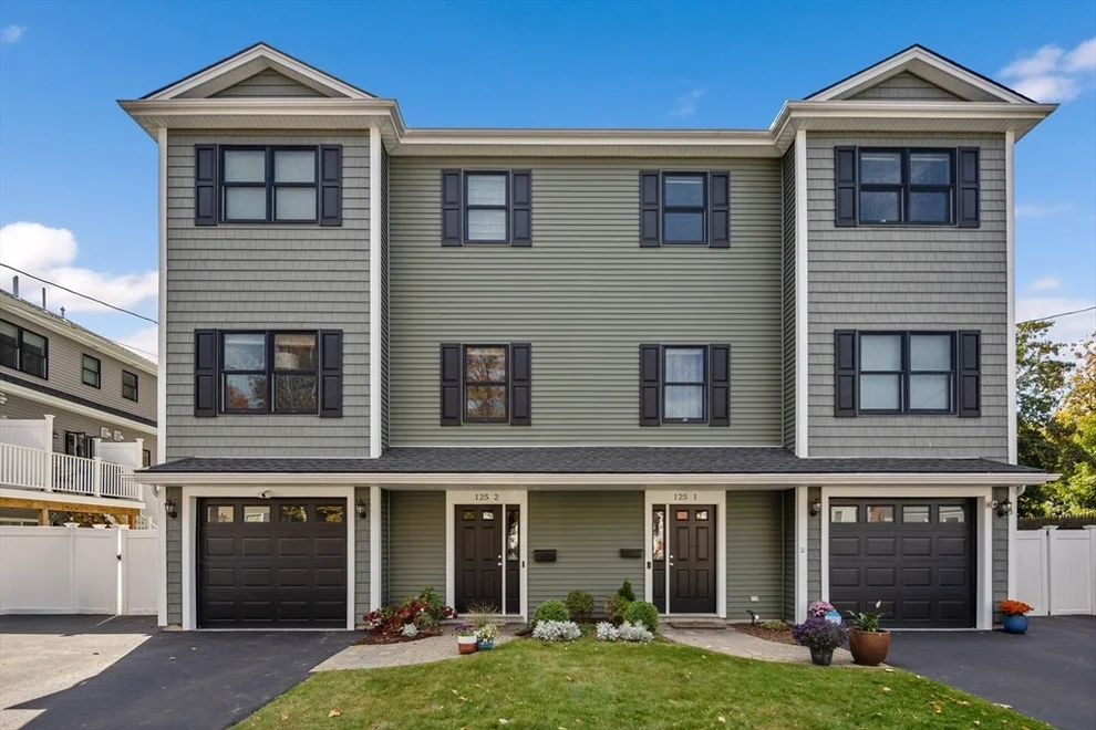 Unit for sale at 125 Ash St, Waltham, MA 02453