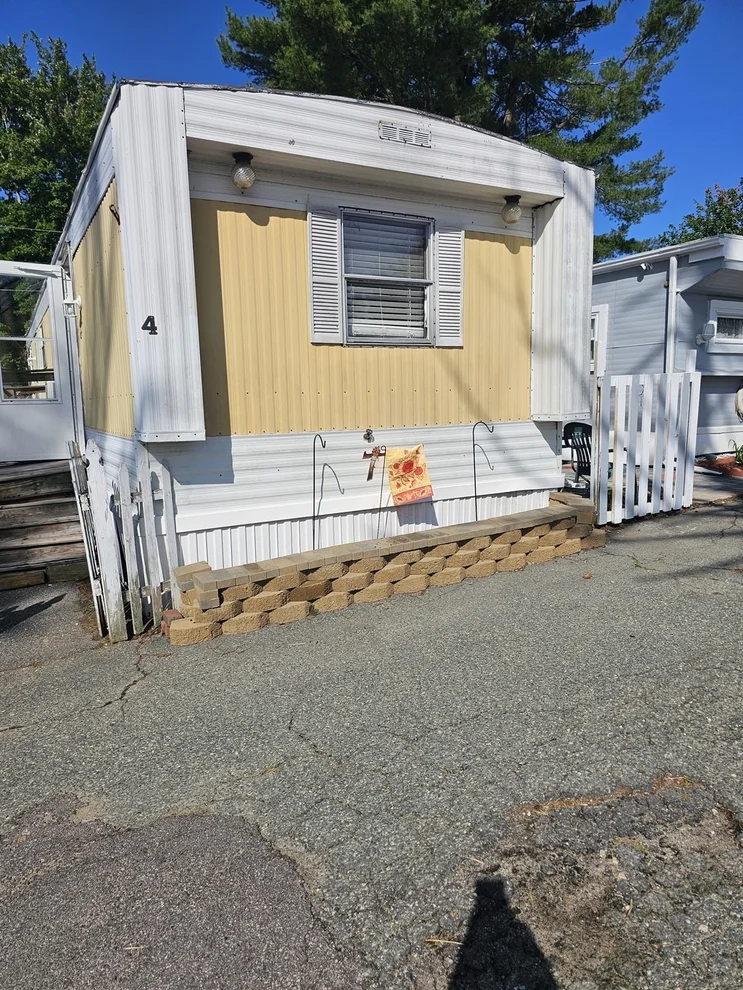 Unit for sale at 305 Turnpike Street, Easton, MA 02346