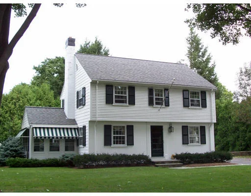 Unit for sale at 10 Richland Road, Wellesley, MA 02481