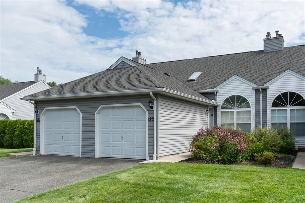 Unit for sale at 122 Brookfield Ln, Agawam, MA 01001