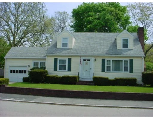 Unit for sale at 206 Ettrick, Brockton, MA 02301
