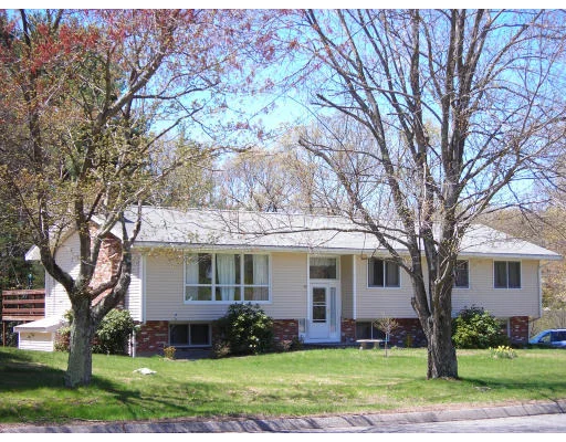 Unit for sale at 61 Morse St, Foxboro, MA 02035
