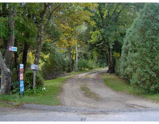 Unit for sale at 140 Coolidge St, Swansea, MA 02777