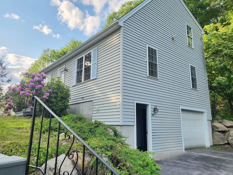Unit for sale at 169 Gore Rd, Webster, MA 01570