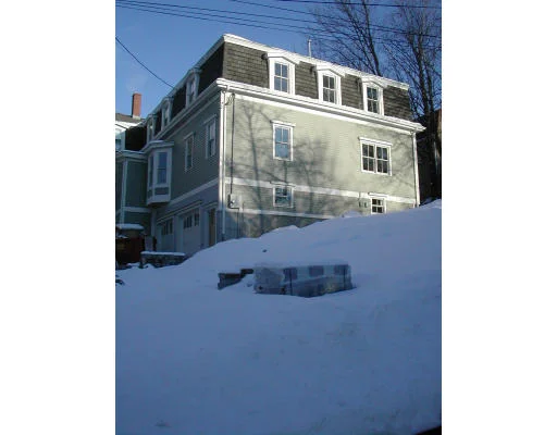 Unit for sale at 937 Chestnut St, Newton, MA 02464