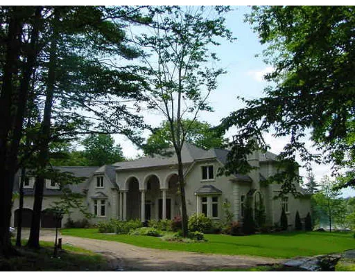 Unit for sale at 35 Wallis Road, Douglas, MA 01516
