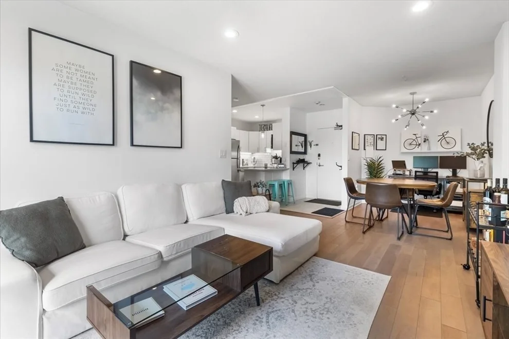 Unit for sale at 100 Marina Dr, Quincy, MA 02171