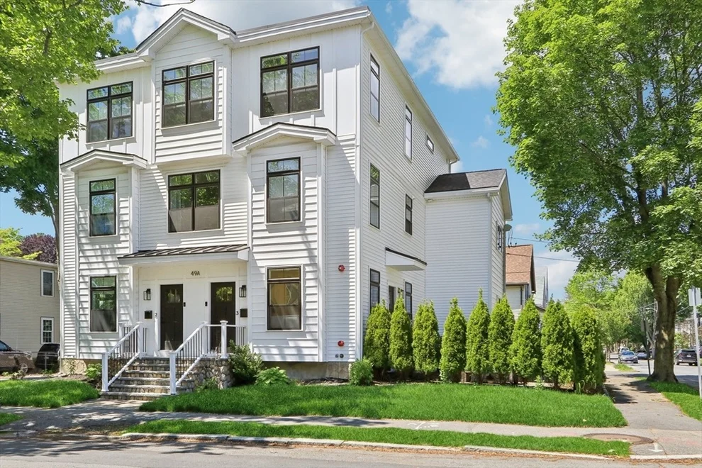 Unit for sale at 49-A Chestnut St, Wakefield, MA 01880