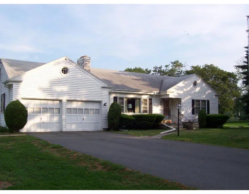 Unit for sale at 663 American Legion Hwy., Westport, MA 02790