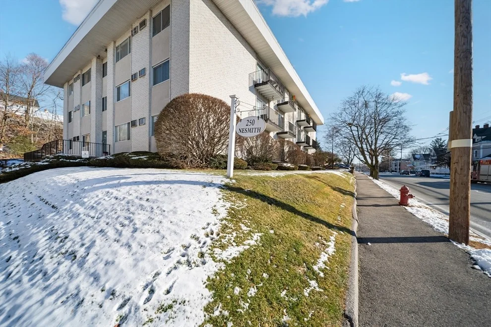 Unit for sale at 250 Nesmith St, Lowell, MA 01852