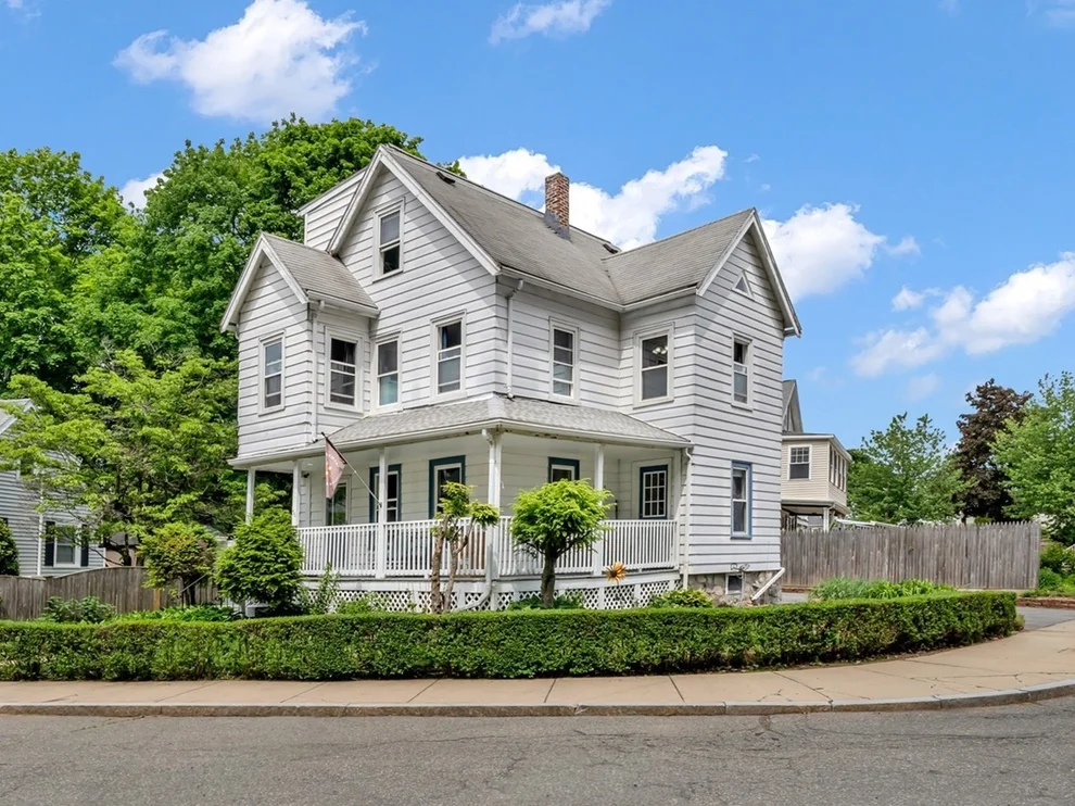 Unit for sale at 59 Mystic Ave, Melrose, MA 02176
