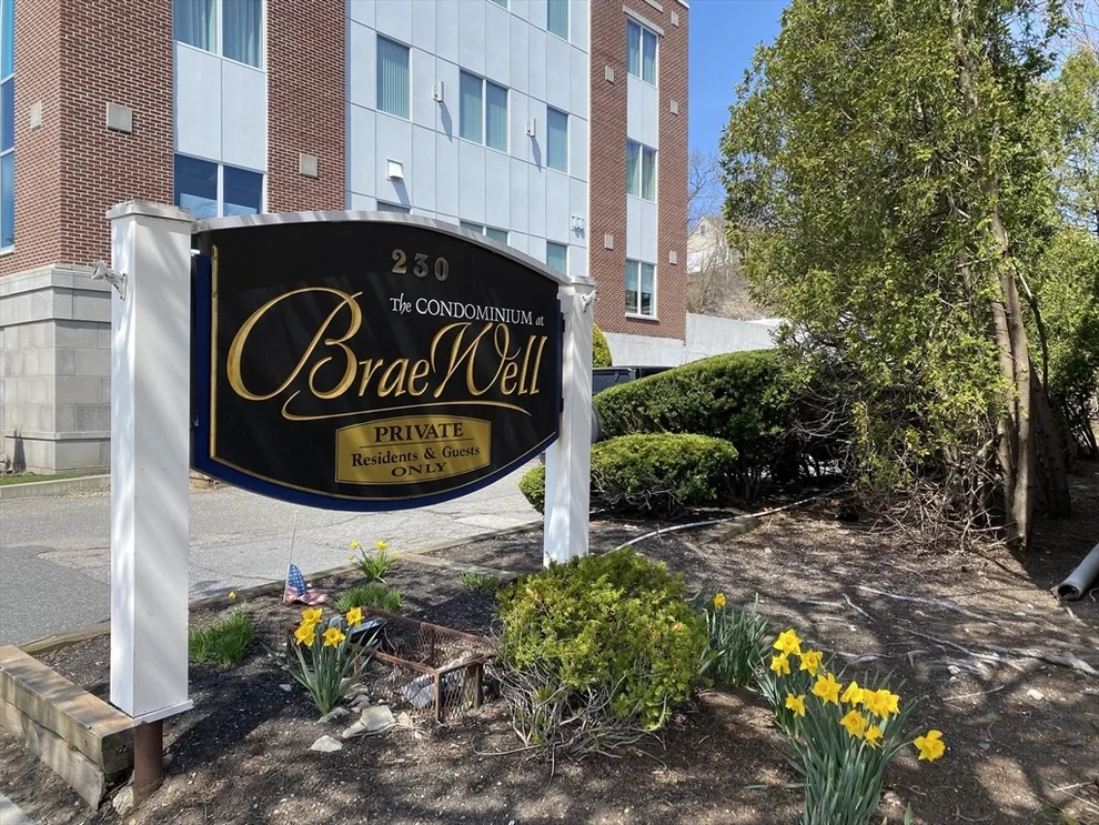 Unit for sale at 230 Willard St, Quincy, MA 02169