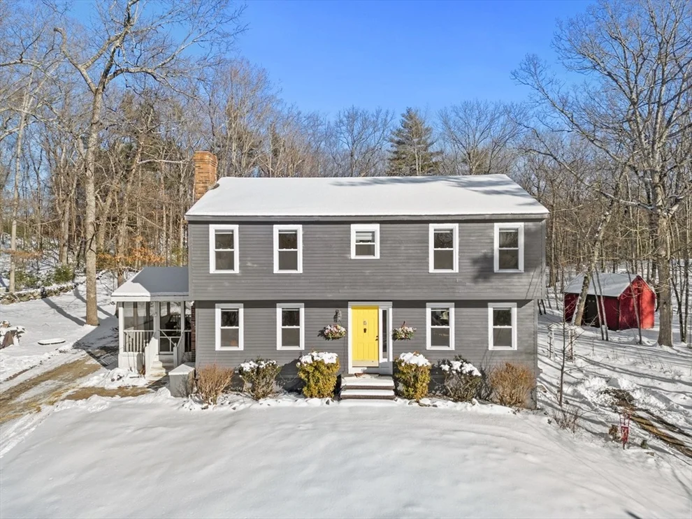 Unit for sale at 5 Fieldstone Lane, Pepperell, MA 01463