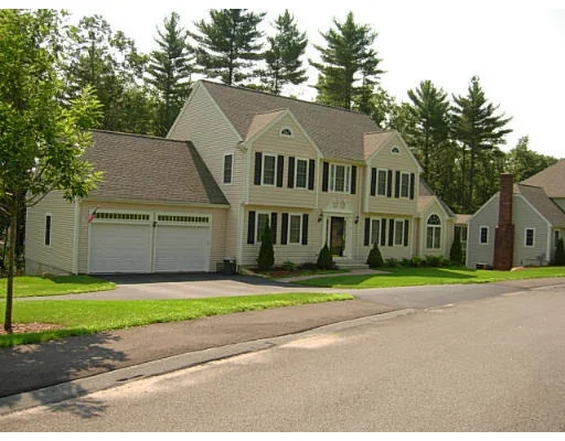Unit for sale at 16 Hunter Lane, Sturbridge, MA 01566