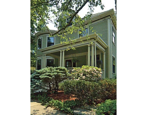 Unit for sale at 21 Kimball Terrace, Newton, MA 02460
