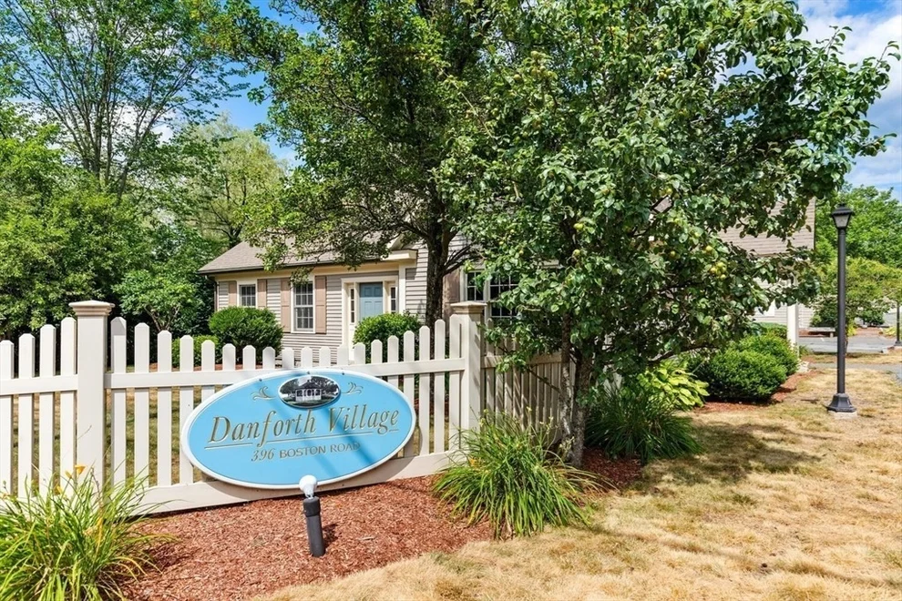 Unit for sale at 396 Boston, Billerica, MA 01821